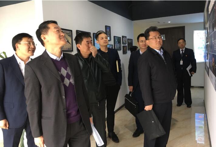 集团党委书记、董事长任丁率队调研腾博手机官网商贸事情