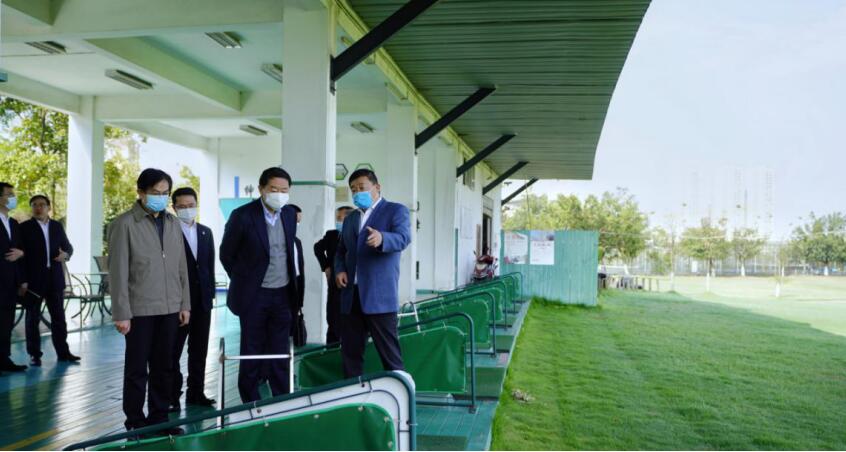 腾博手机官网集团党委书记、董事长任丁率队考察四川旅游学院