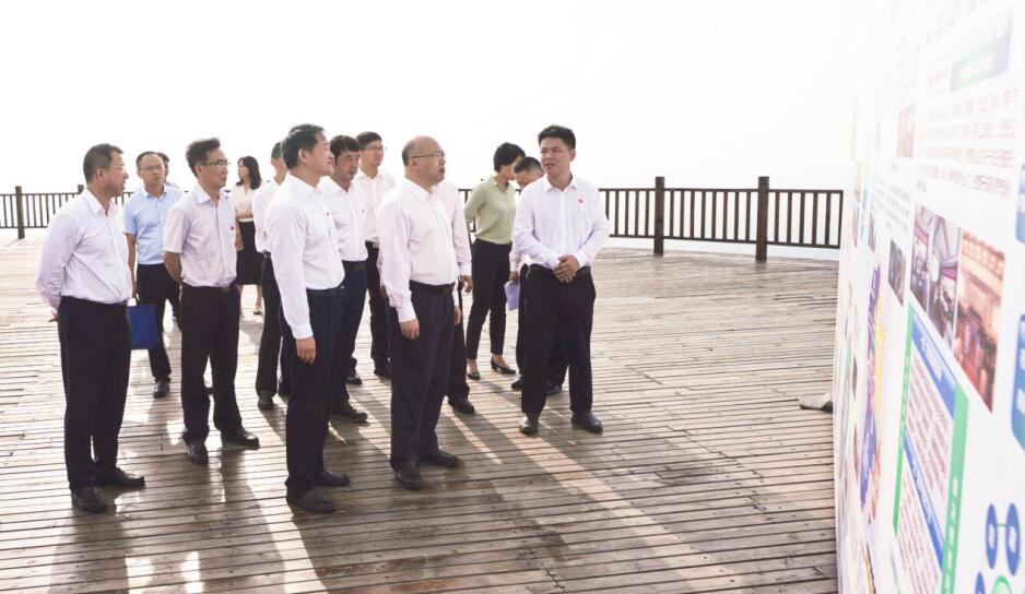省委常委、组织部长王正谱到四川腾博手机官网集团调研指导事情