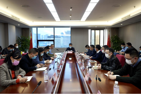 腾博手机官网集团召开春节前清静生产、疫情防控和 网络清静事情聚会