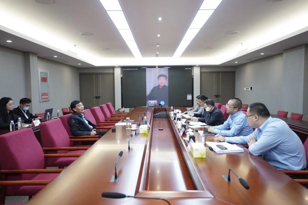 省腾博手机官网集团召开外部董事事情座谈会