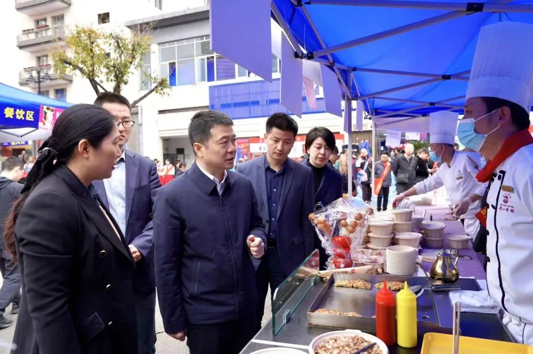 省腾博手机官网集团检查督导2024锦江宾馆春季酒类商务洽谈会现场事情