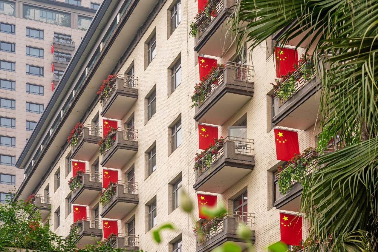满弓紧弦 铆足劲头——省腾博手机官网集团周全启动“百日攻坚”行动